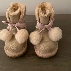 Girls Toddler Size 8 UGG Boots